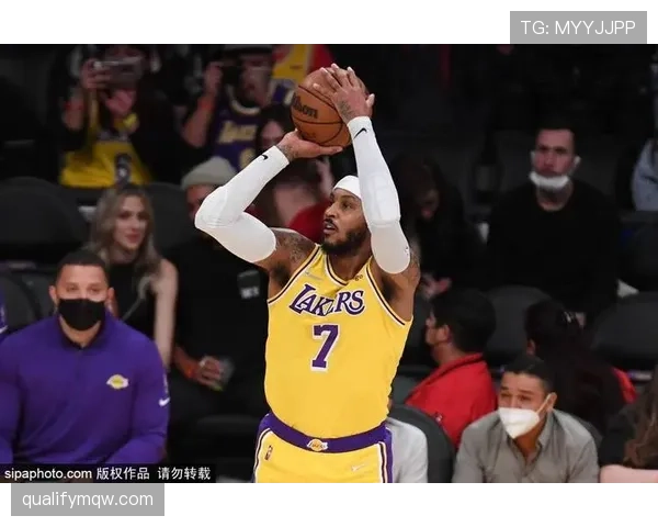 魔术师约翰逊传球精确制导，关键时刻助湖人拉开比分差距